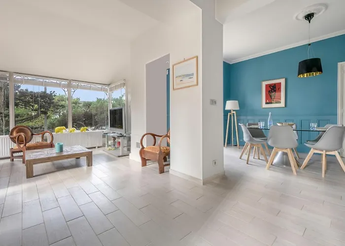 Balneaire Pour 8 - 75m De La * Pornichet