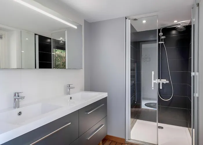 Balneaire Pour 8 - 75m De La Pornichet