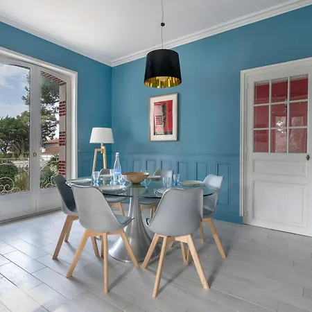 Balneaire Pour 8 - 75m De La *