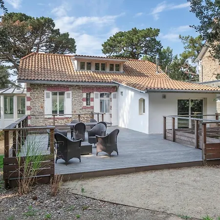 Balneaire Pour 8 - 75m De La * Pornichet